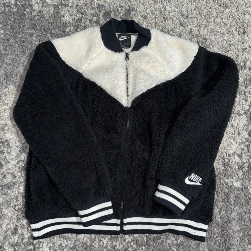Nike Sherpa long sleeve jacket